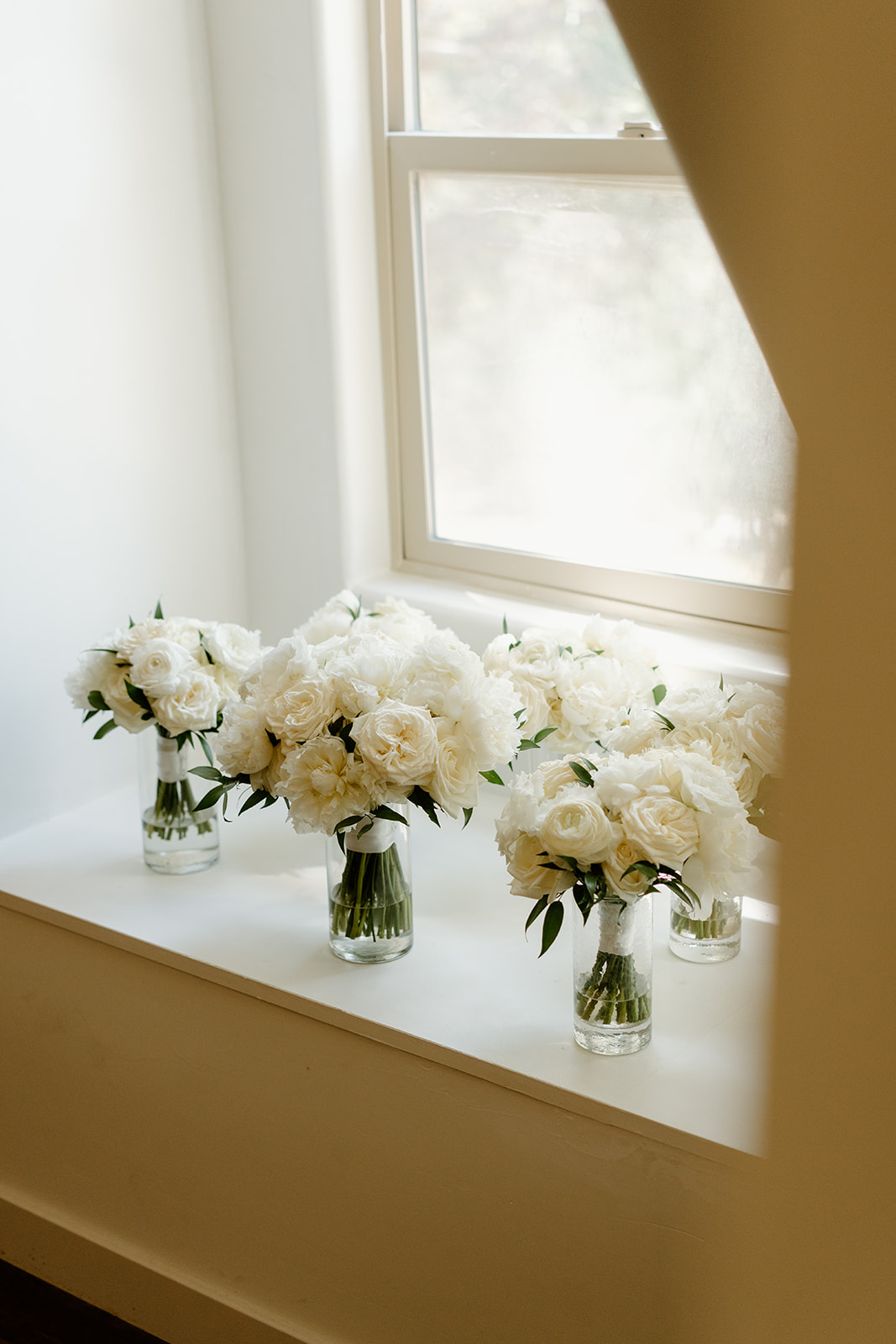 Florals at Chateau Noland wedding in San Luis Obispo California - Cobblestone
