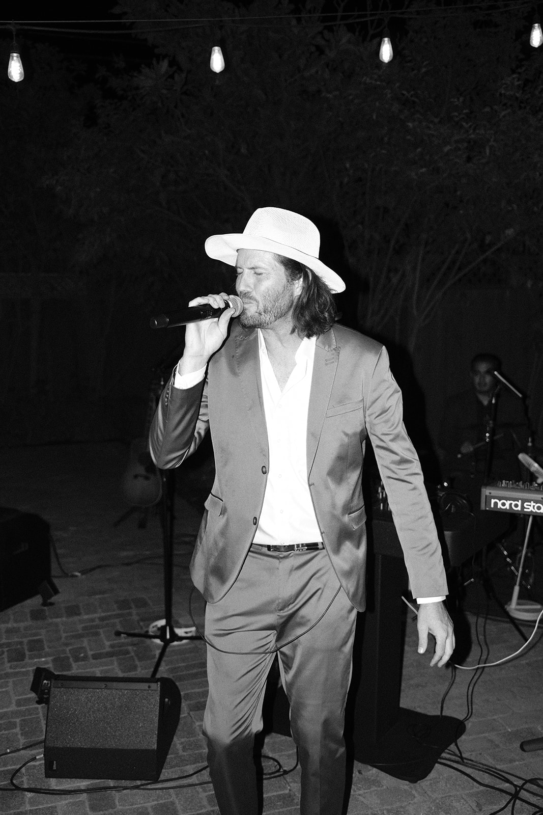 live band performs at 1880 Union Hotel in Los Alamos, Ca photography by Cobblestone