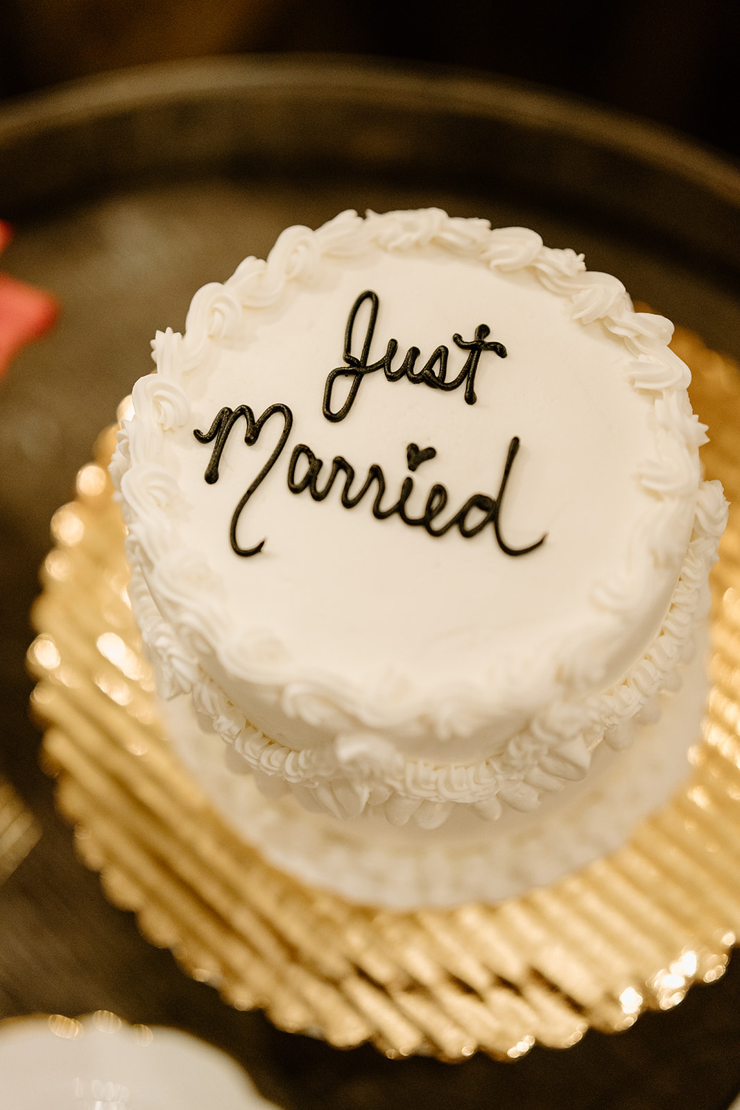 wedding cake at wedding at Higuera Ranch, San Luis Obispo CA, photography by Cobblestone