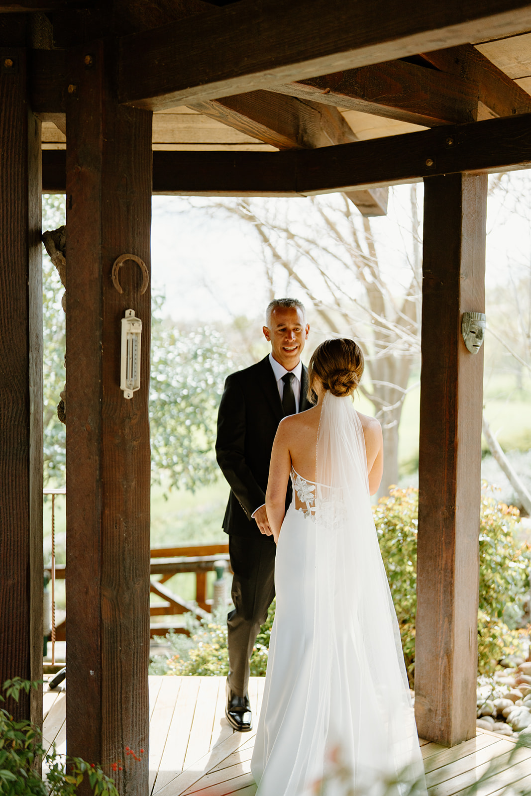 xBride first look with father of the bride in San Luis Obispo CA, photography by Cobblestone