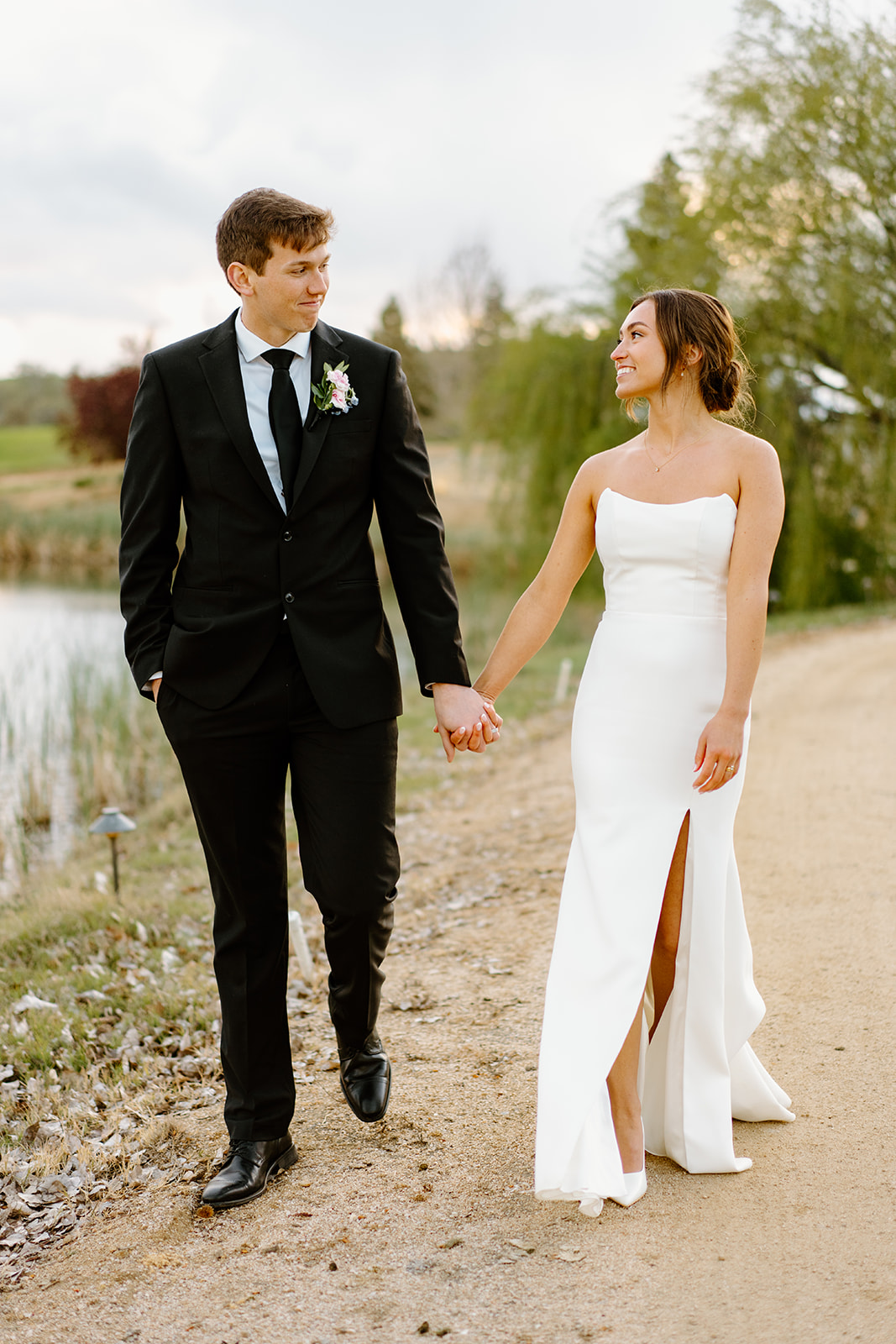 bride and groom photos after wedding in San Luis Obispo CA, photography by Cobblestone