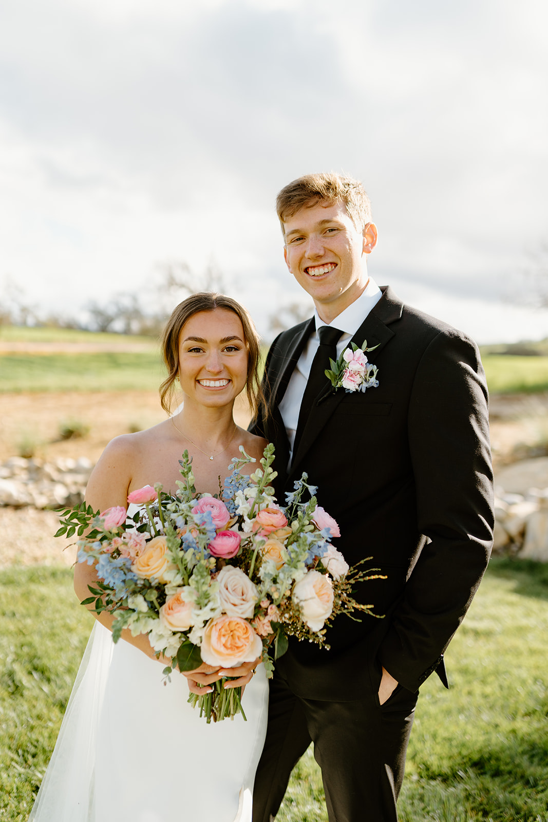 bride and groom photos after wedding in San Luis Obispo CA, photography by Cobblestone