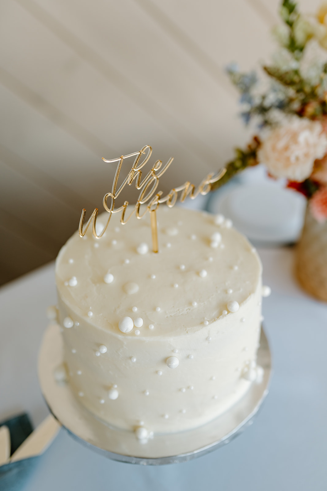 wedding cake at wedding in San Luis Obispo CA, photography by Cobblestone