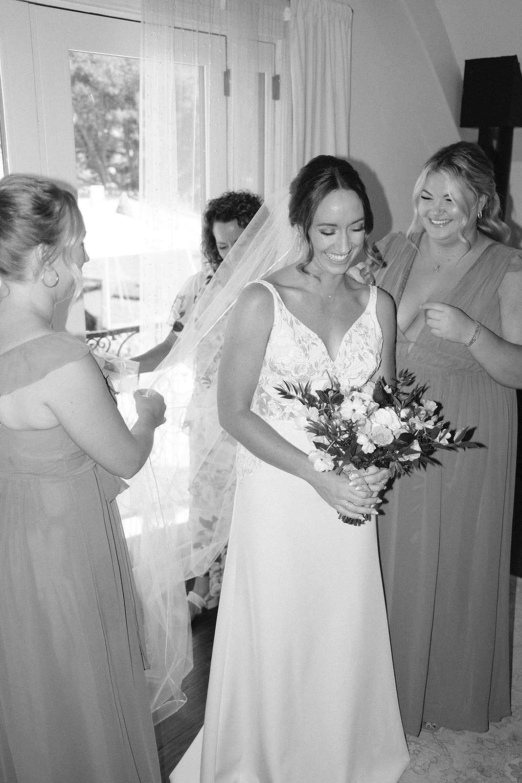 bride laughing wedding in San Luis Obispo CA, photography by Cobblestone