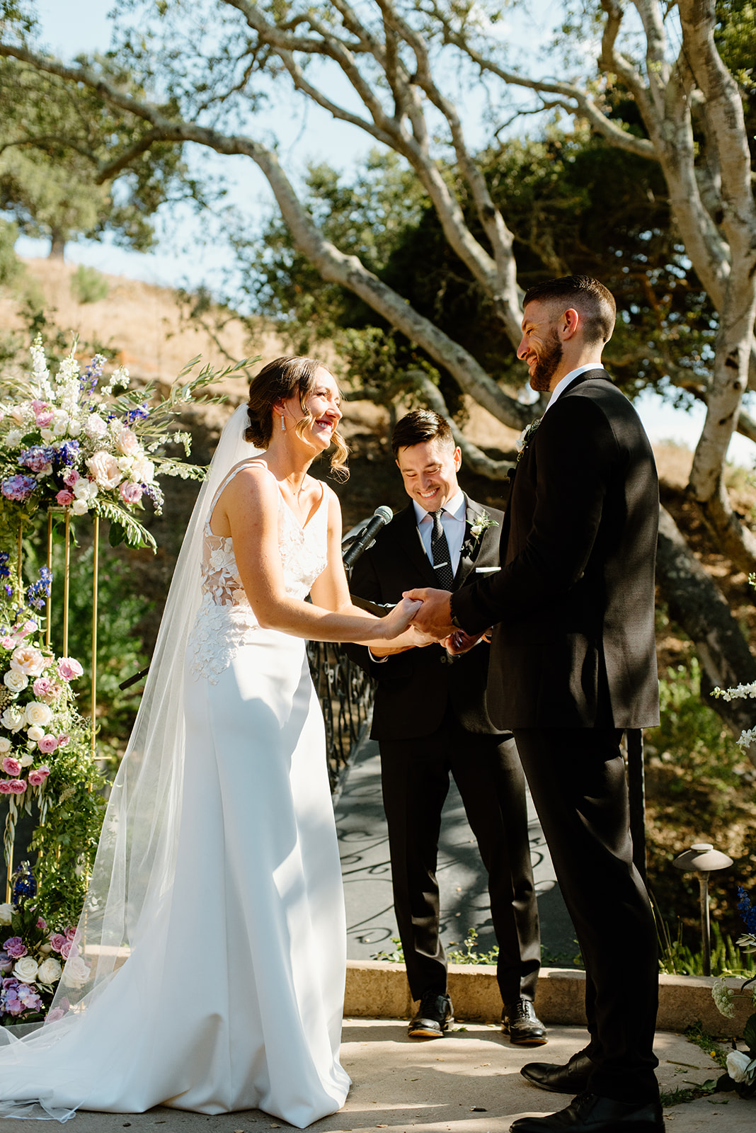 bride walk down isle at wedding in San Luis Obispo CA, photography by Cobblestone